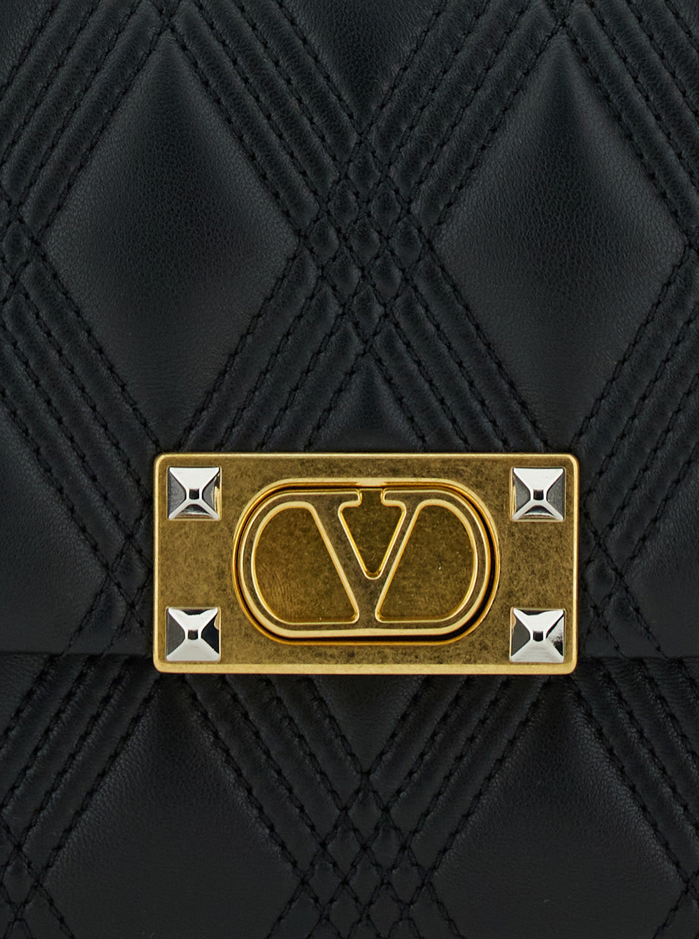 Valentino Garavani Women 'Quiltie 67' Black Shoulder Bag With Vlogo Metallic Plate On The Front In Quilted Leather Woman