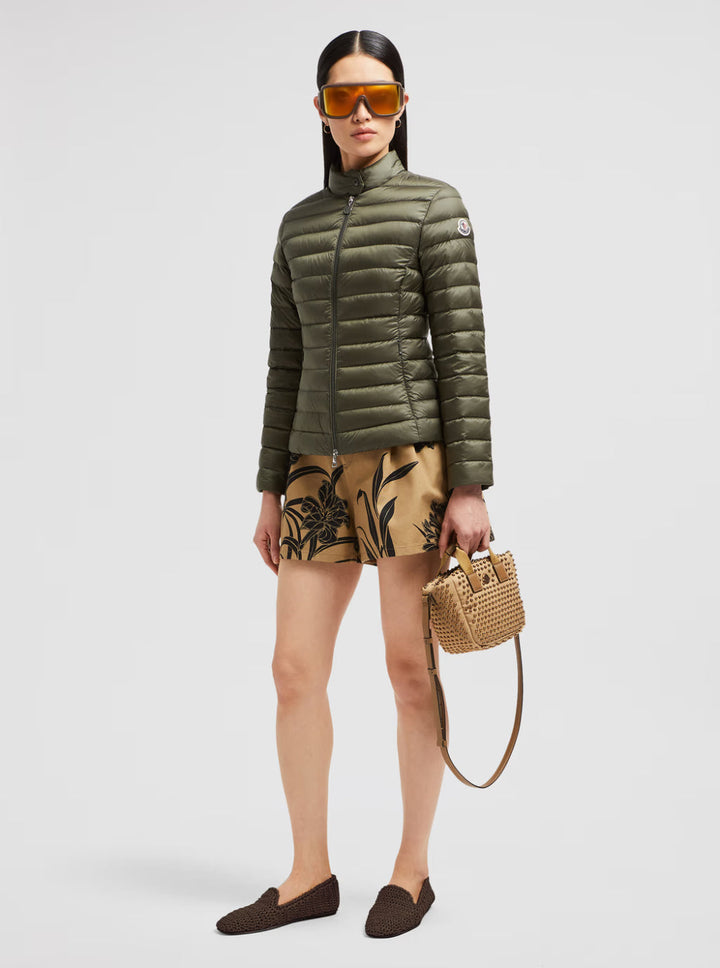Moncler Women 'Igelle' Green Down Jacket With Logo Plaque On The Zip Puller And Logo Patch On The Sleeve In Tech Fabric Woman