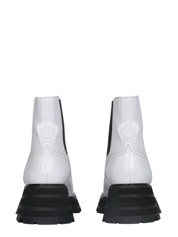 Alexander Mcqueen Women Wander Chelsea Boots