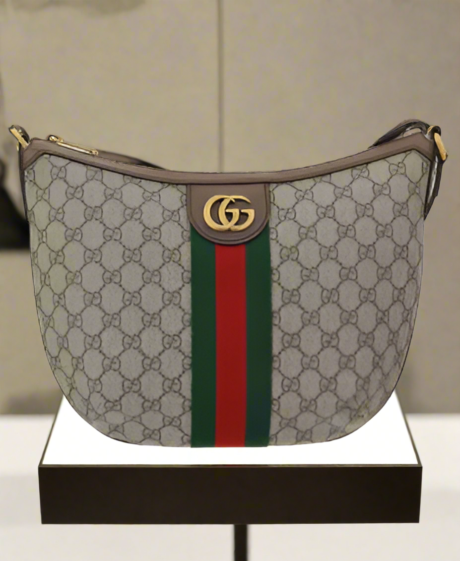 GUCCI LOGO SHOULDER BAG