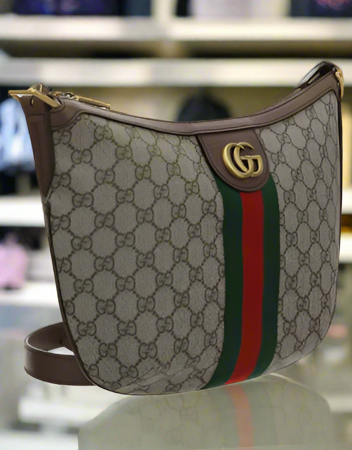 GUCCI LOGO SHOULDER BAG