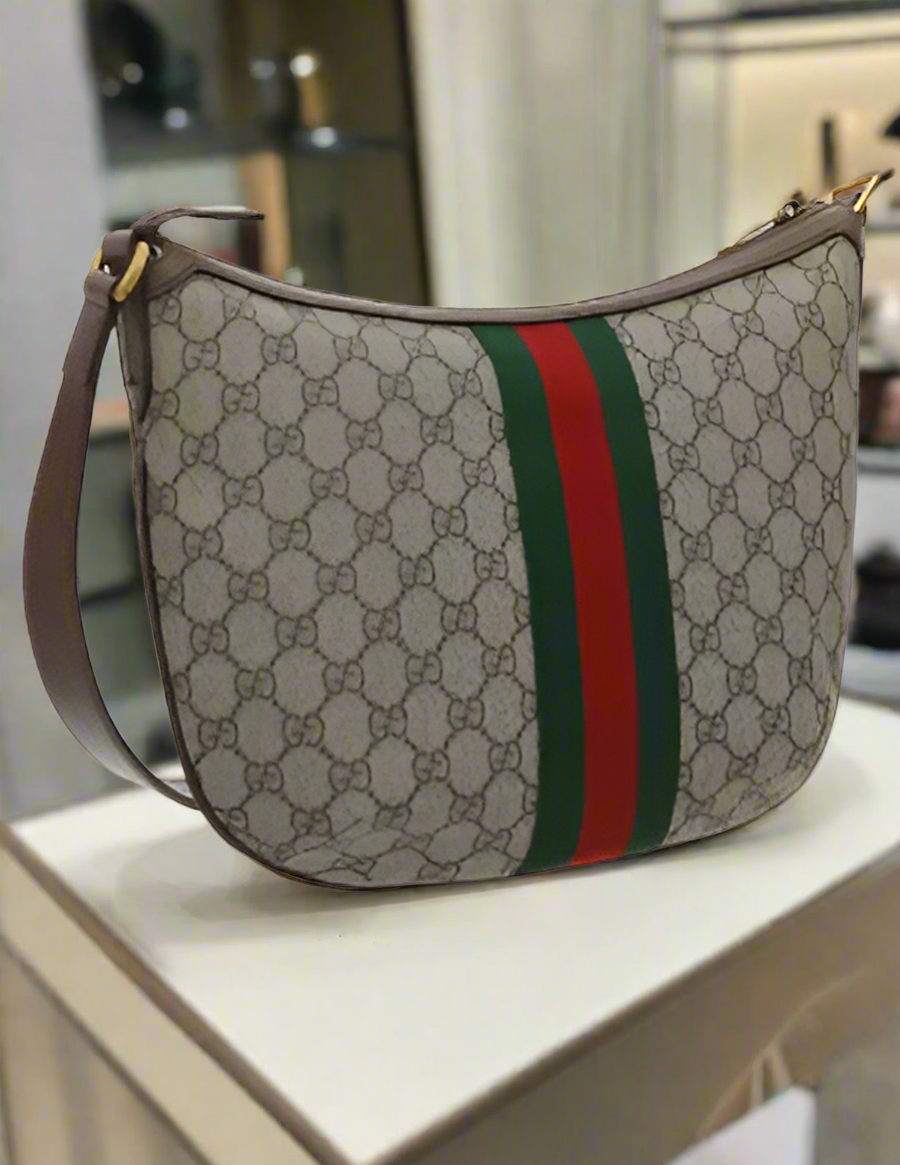GUCCI LOGO SHOULDER BAG