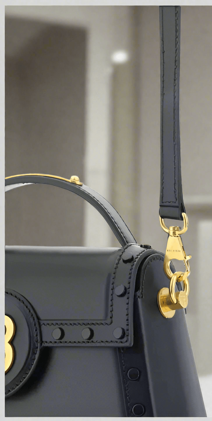 BALMAIN BLACK LEATHER B-BUZZ DYNASTY HANDBAG PARIS