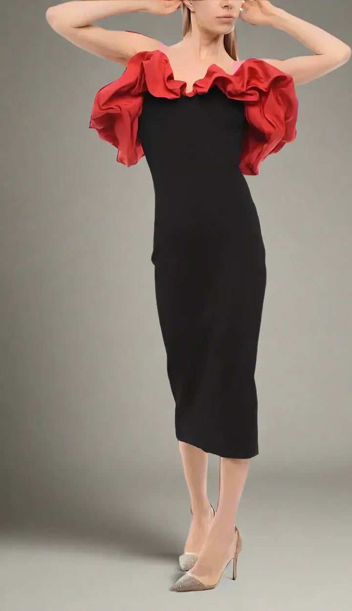 Alexander McQueen Knitted Cold-Shoulder Dress with Ruffled Detail