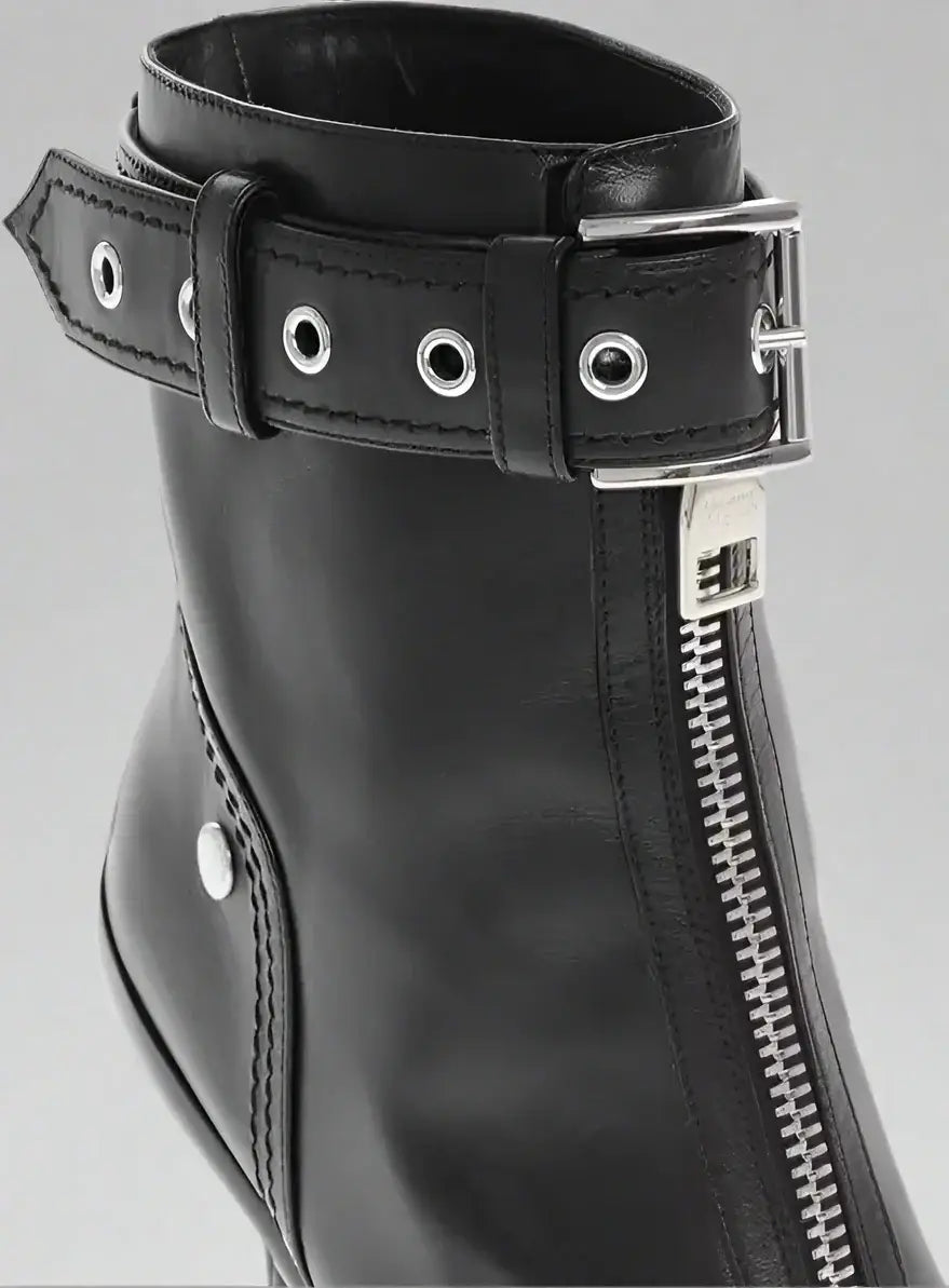 Alexander McQueen Front Zipped Leather Booties with Stiletto Heel 10cm