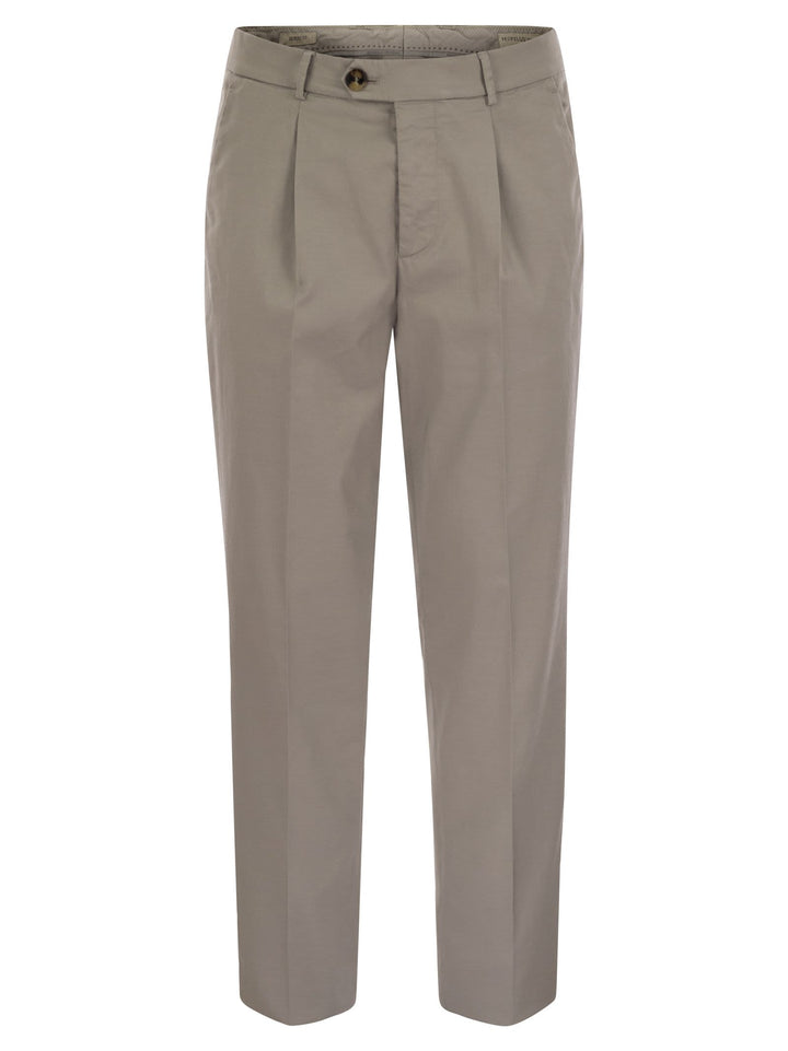 Brunello Cucinelli Men Garment-Dyed Leisure Fit Trousers In American Pima Comfort Cotton With Pleats