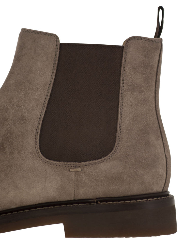 Brunello Cucinelli Men Chelsea Boot In Suede