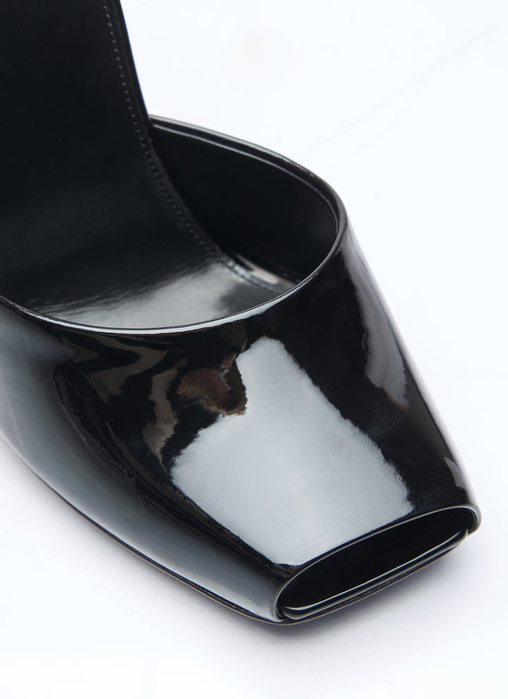 Saint Laurent Women Le Scandale Wedges