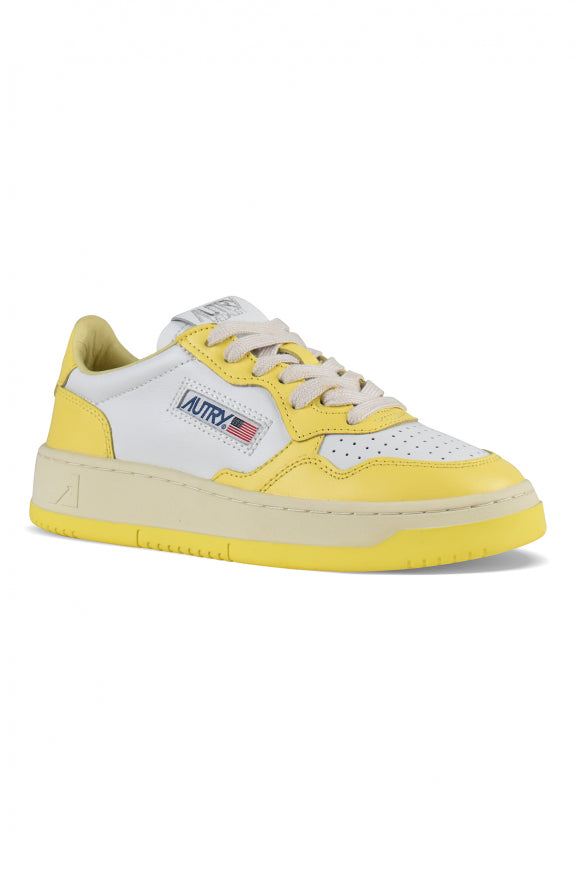 Autry Women Sneakers Medalist