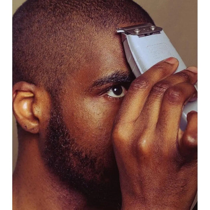 Andis 04780 Professional T-Outliner Beard & Hair Trimmer for Men – Grey