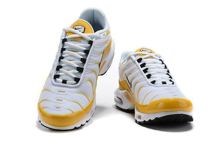 Nike Air Max Plus &