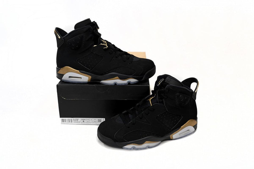 Air Jordan 6 Retro &