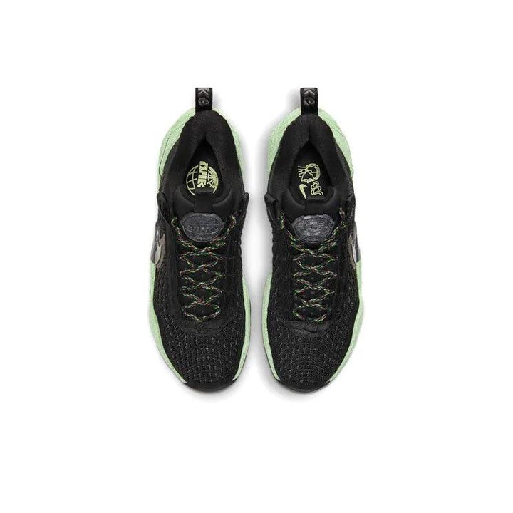 Nike Cosmic Unity &