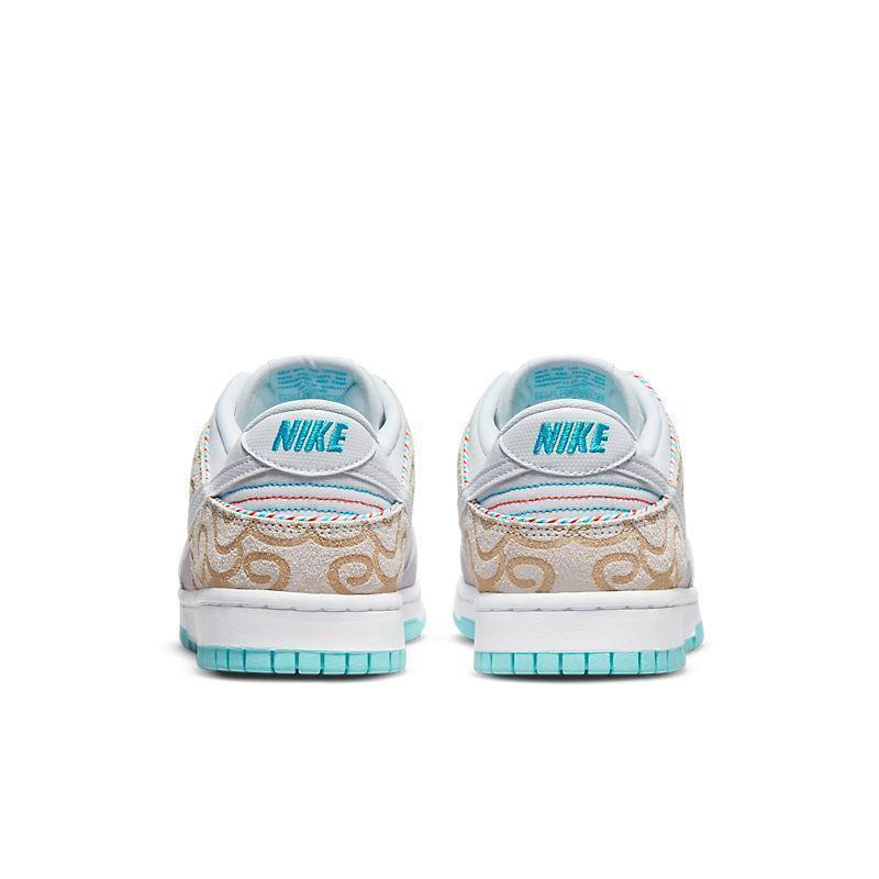Nike Dunk Low &