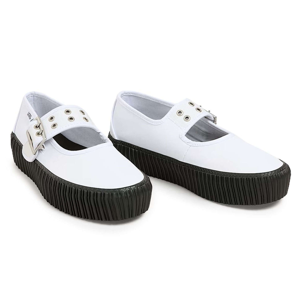 VANS sneakers and streetwear collection at STORE 7994