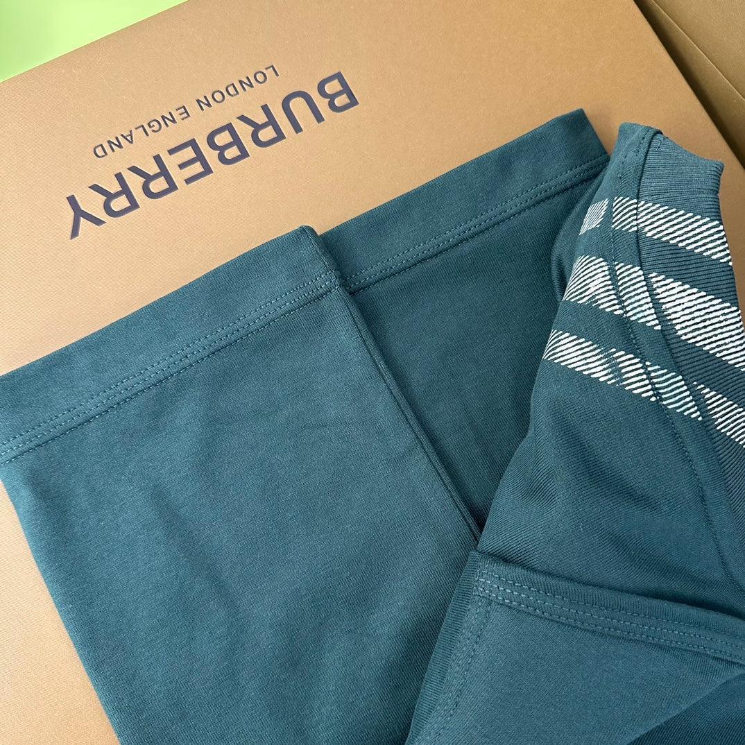 Burberry T-Shirt Without Collar &