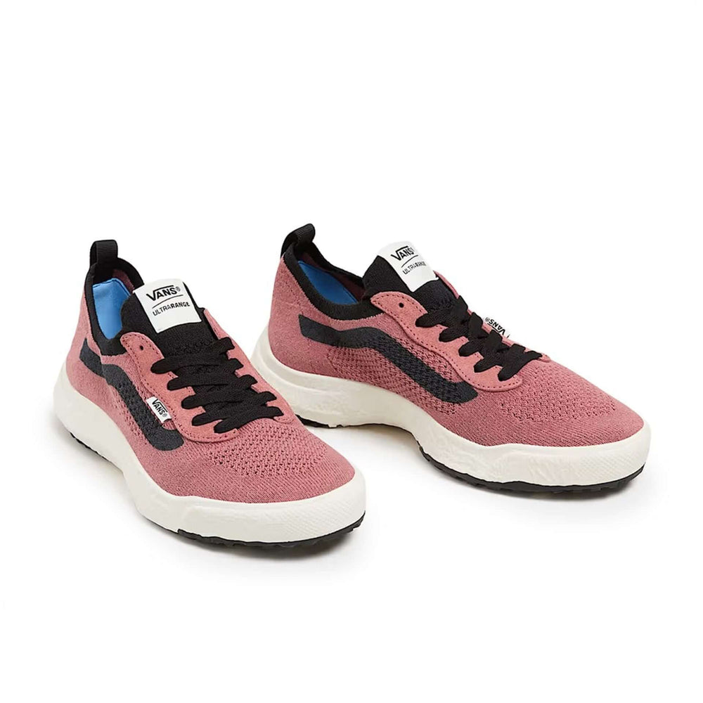 VANS sneakers and streetwear collection at STORE 7994