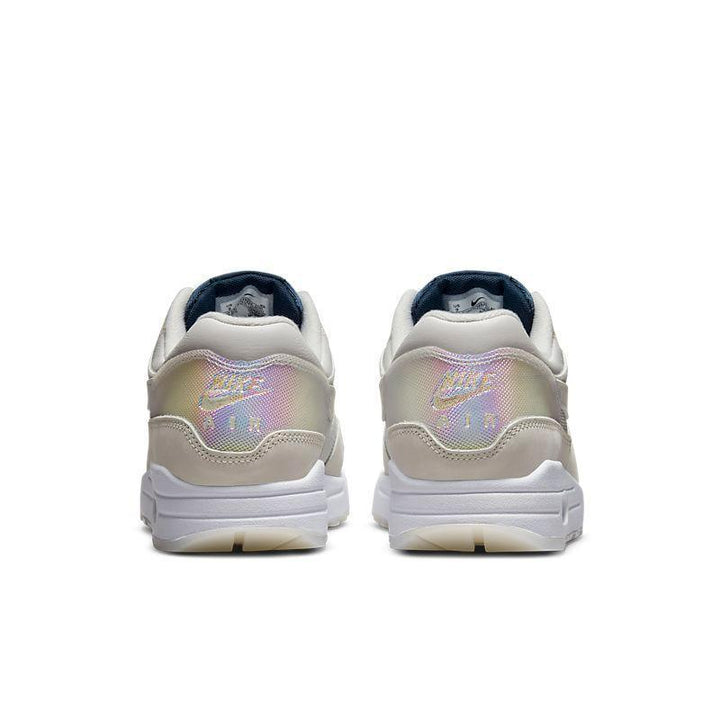 Nike Air Max 87 &