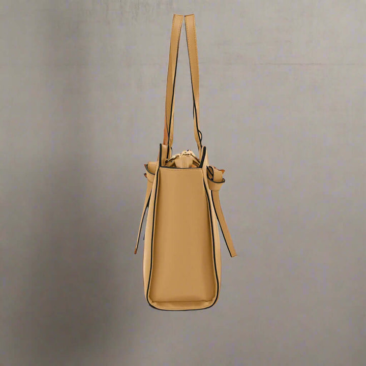"TWIG leather handbag with gold-tone hardware – STORE 7994" "TWIG crossbody bag in vegan leather – STORE 7994" "Stylish TWIG tote bag for everyday wear – STORE 7994" "TWIG structured handbag in seasonal colors – STORE 7994" "Elegant TWIG shoulder bag with