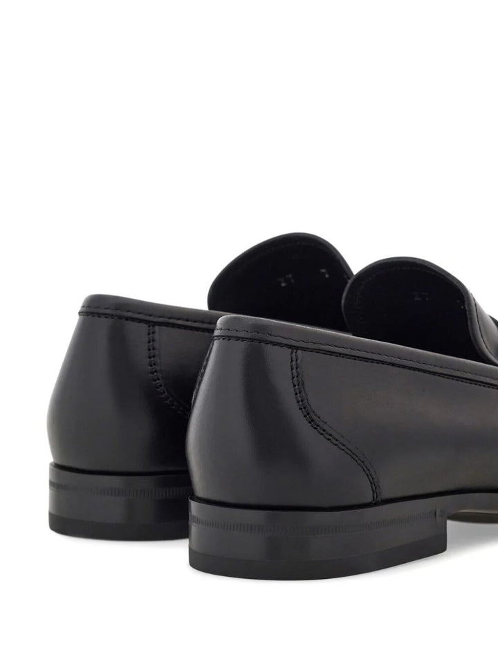 Ferragamo Men Gancini Ornament Caspian Leather Loafers