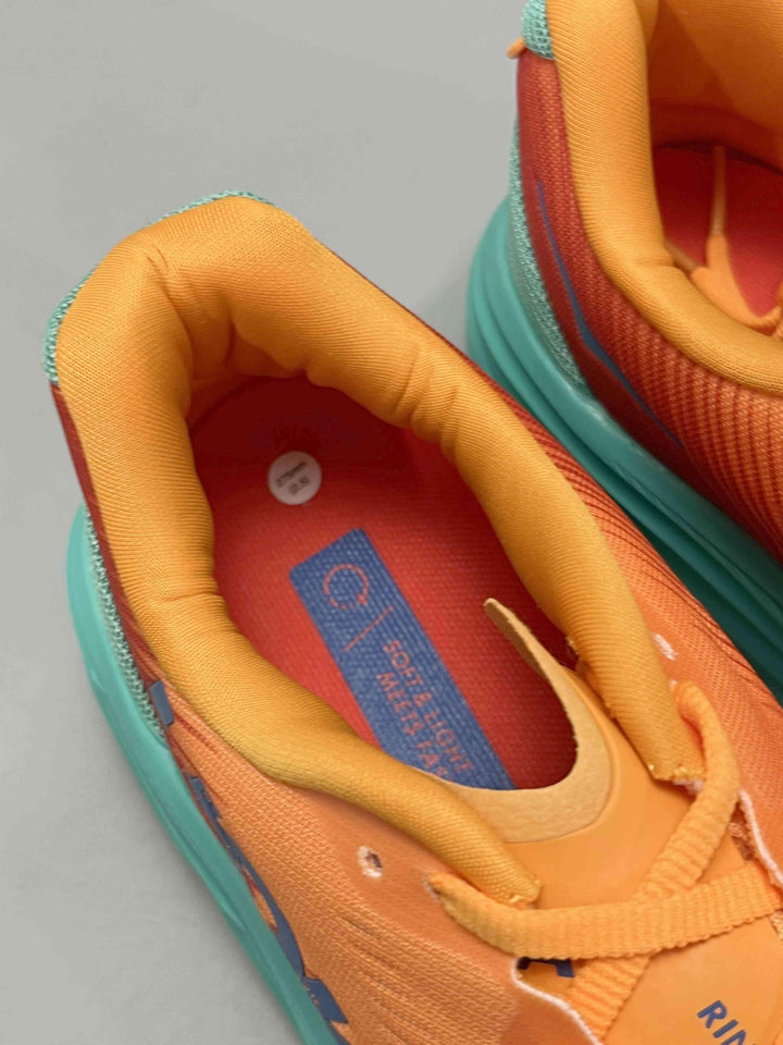 Hoka One One Rincon 3 &