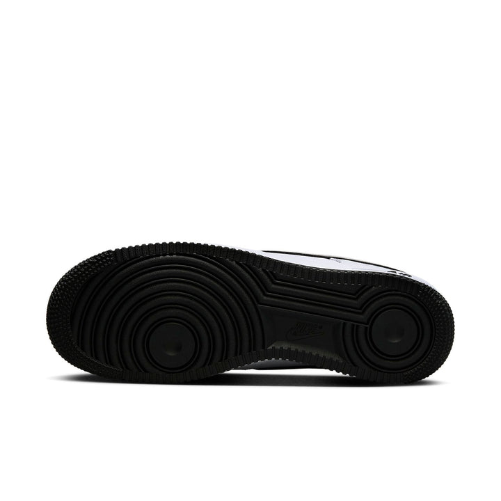 Nike Air Force 1 Low &