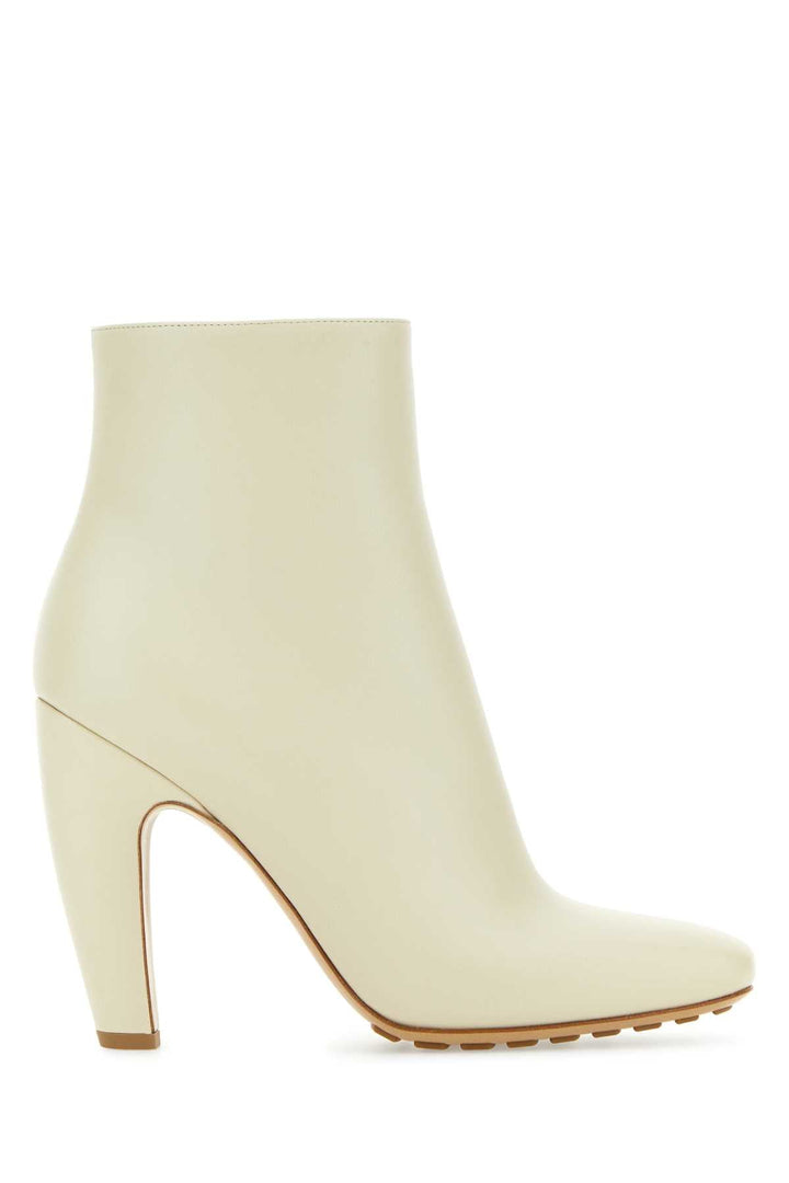Bottega Veneta Women Sand Leather Canalazzo Ankle Boots