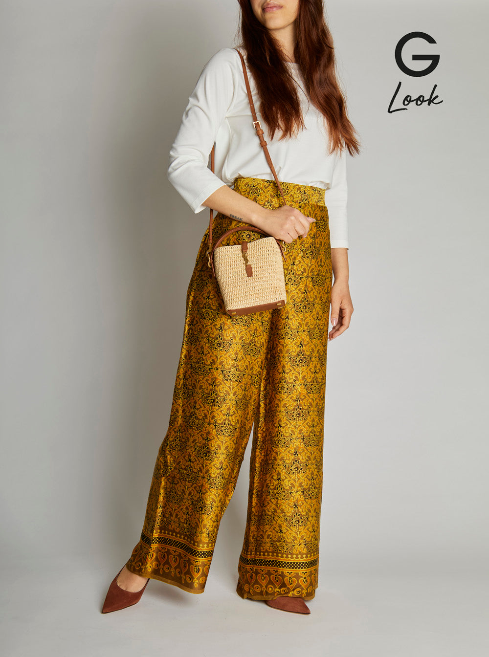 Saint Laurent Women 'Le 37' Beige Mini Handbag With Adjustable And Removable Shoulder Strap And Hook Closure With Cassandre In Raffia Woman