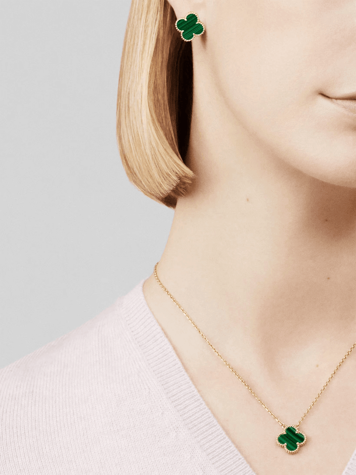 Van Cleef & Arpels Vintage Alhambra pendant 18K yellow gold, Malachite worn with matching earrings