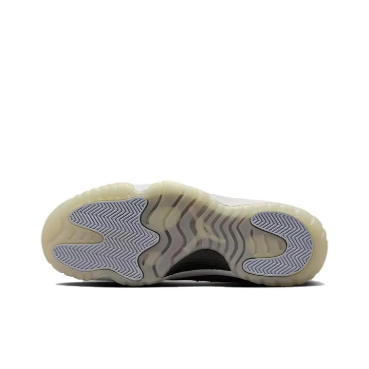 Air Jordan 11 Retro Low &