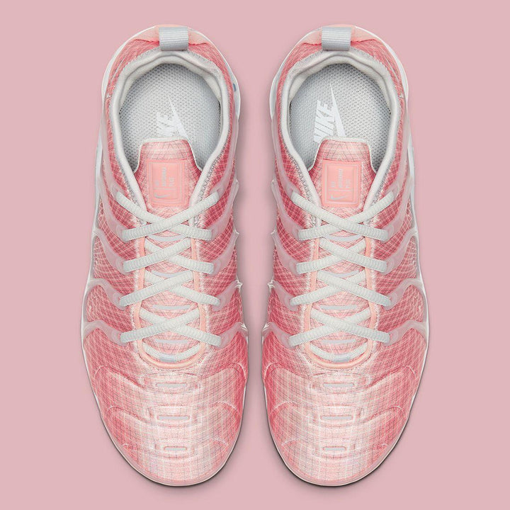 Nike Air VaporMax Plus &