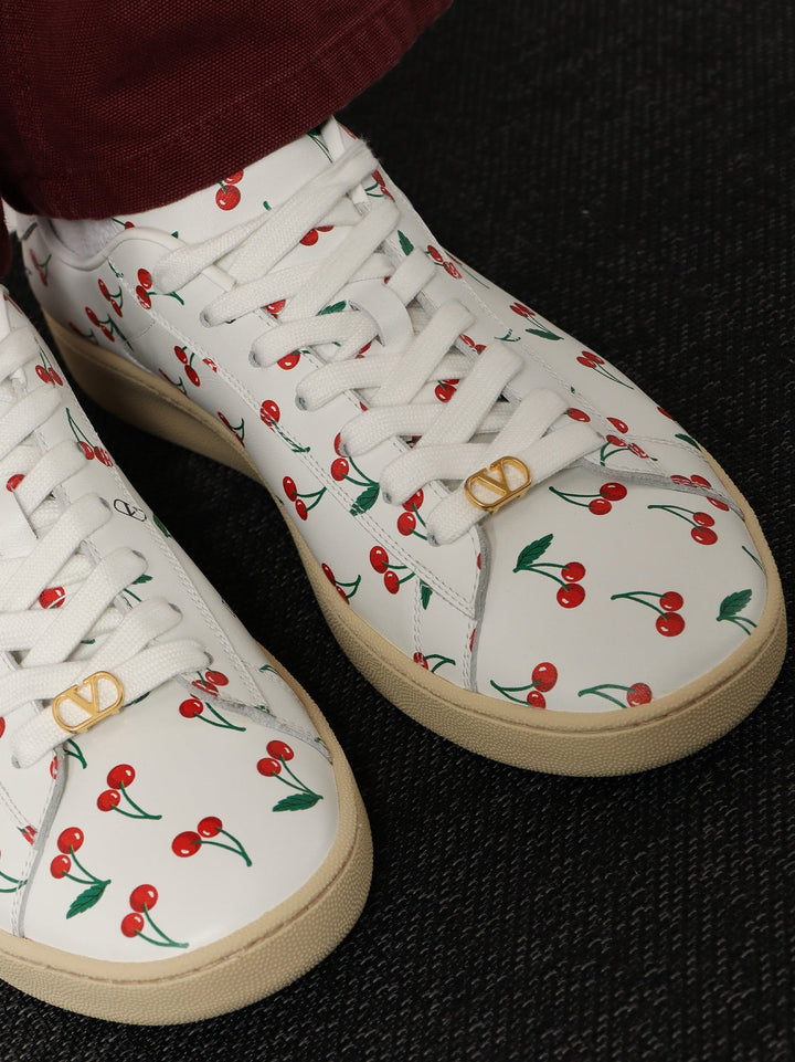 Valentino Garavani Men Royco Low-Top Leather Sneakers