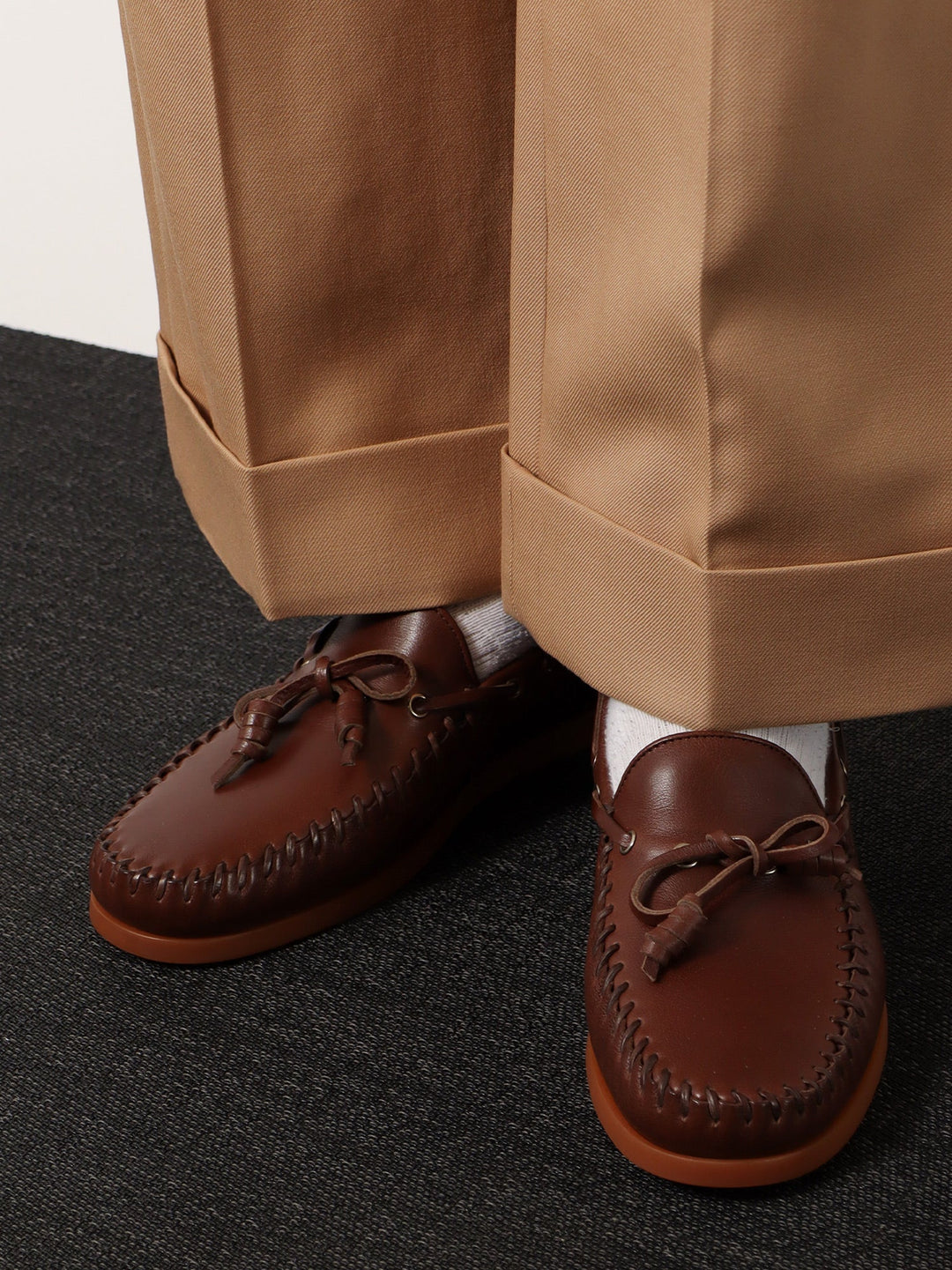 Valentino Garavani Men Palm Avenue Leather Loafers