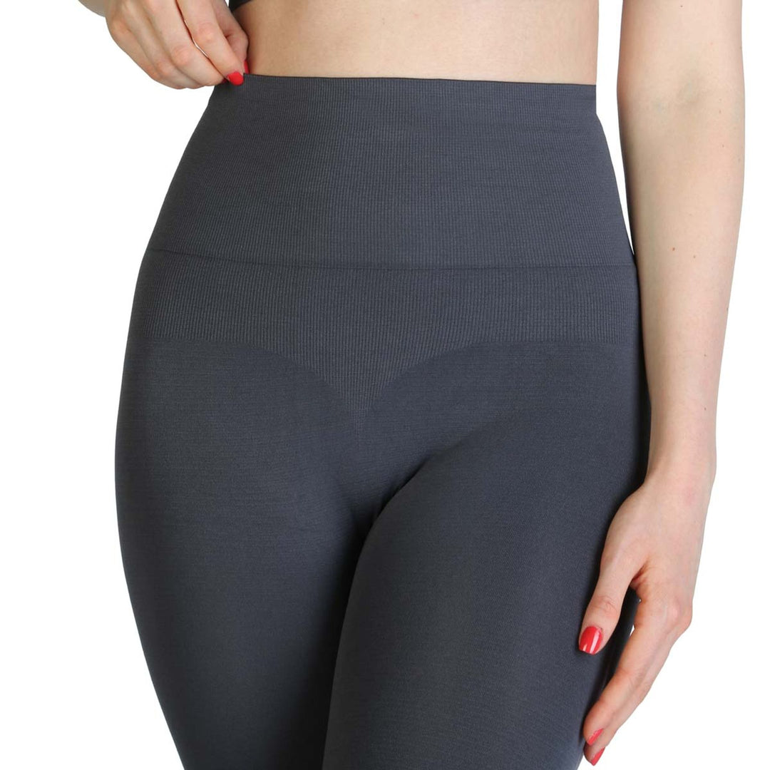 BodyBoo seamless shapewear for women – made in Italy BodyBoo sculpting bodysuit with tummy control BodyBoo high-waist shaping shorts in nude and black Italian BodyBoo compression leggings – firm control BodyBoo invisible control briefs for smooth silhouet