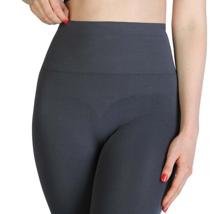 BodyBoo seamless shapewear for women – made in Italy BodyBoo sculpting bodysuit with tummy control BodyBoo high-waist shaping shorts in nude and black Italian BodyBoo compression leggings – firm control BodyBoo invisible control briefs for smooth silhouet