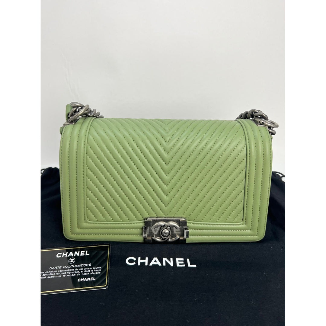 Chanel Medium Boy Flap light green calfskin bag – STORE 7994