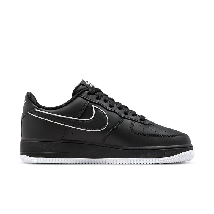 Nike Air Force 1 Low &
