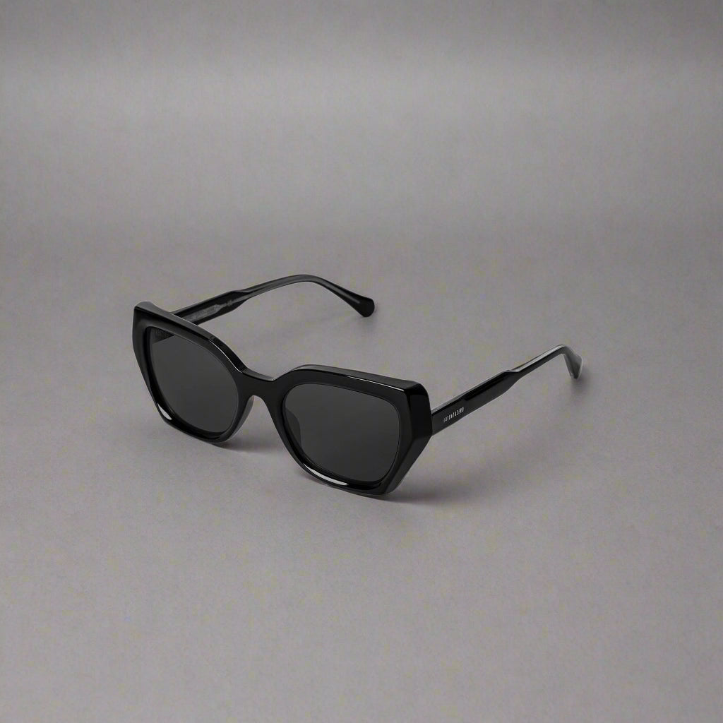 Black stylish Italian designed affordable sunglasses with UV protection.