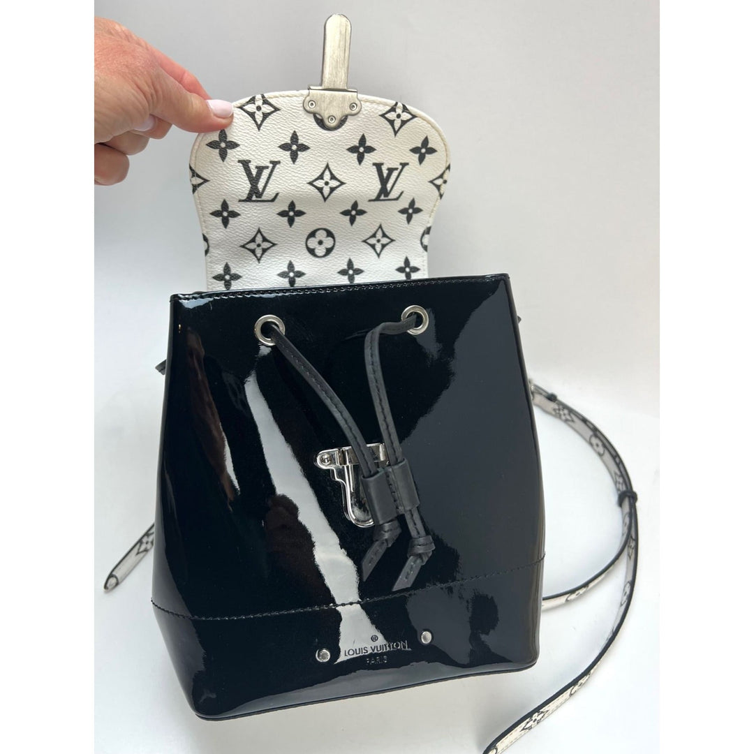 LOUIS VUITTON Hot Springs Backpack White Monogram and Patent Leather with removable pouch inside, luxury bags