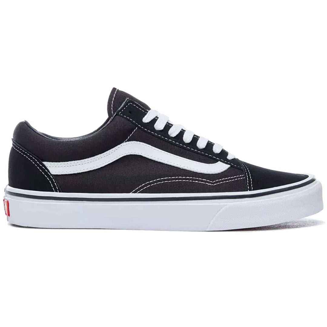 VANS sneakers and streetwear collection at STORE 7994