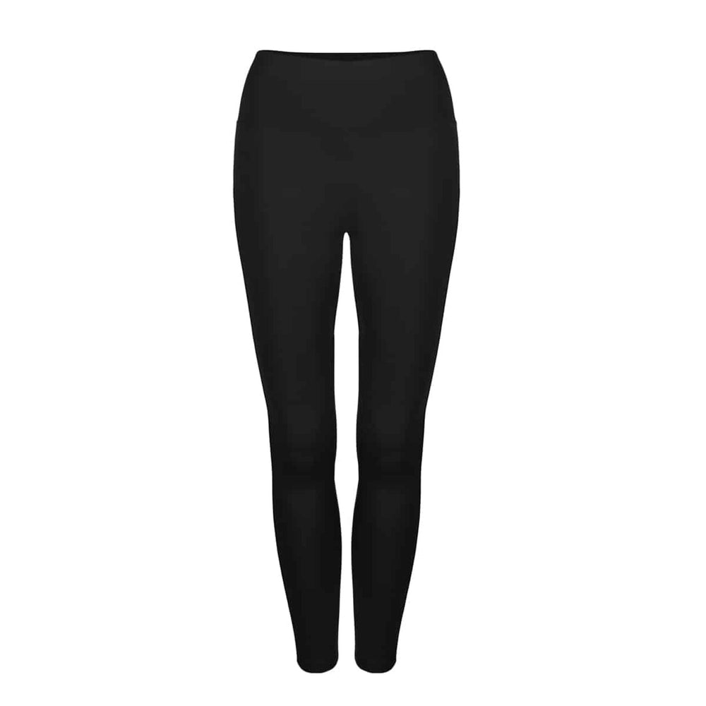 BodyBoo seamless shapewear for women – made in Italy BodyBoo sculpting bodysuit with tummy control BodyBoo high-waist shaping shorts in nude and black Italian BodyBoo compression leggings – firm control BodyBoo invisible control briefs for smooth silhouet