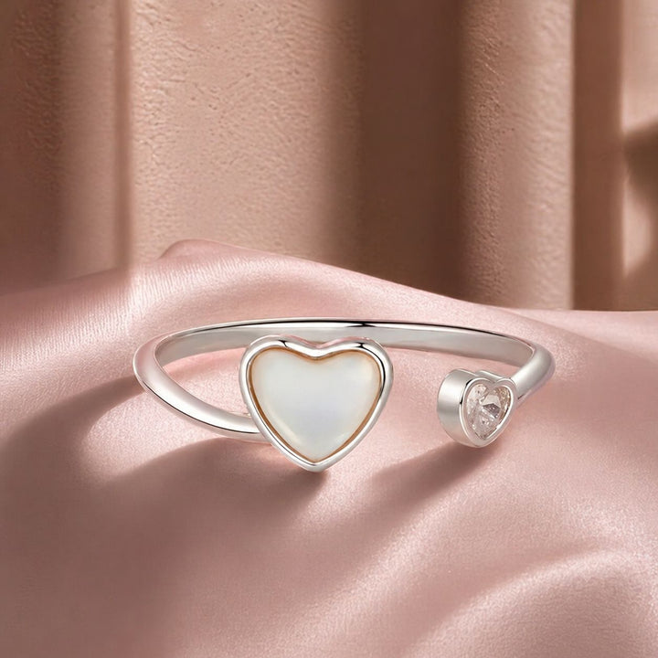 925 Sterling Silver Ring with Pavé Setting and White Shell