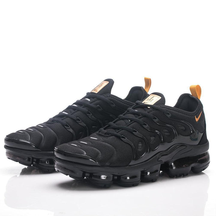Nike Air VaporMax Plus &