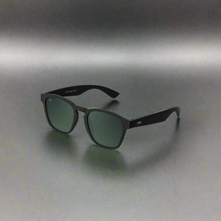 Twig Unisex green polycarbonate UV3 Sunglasses