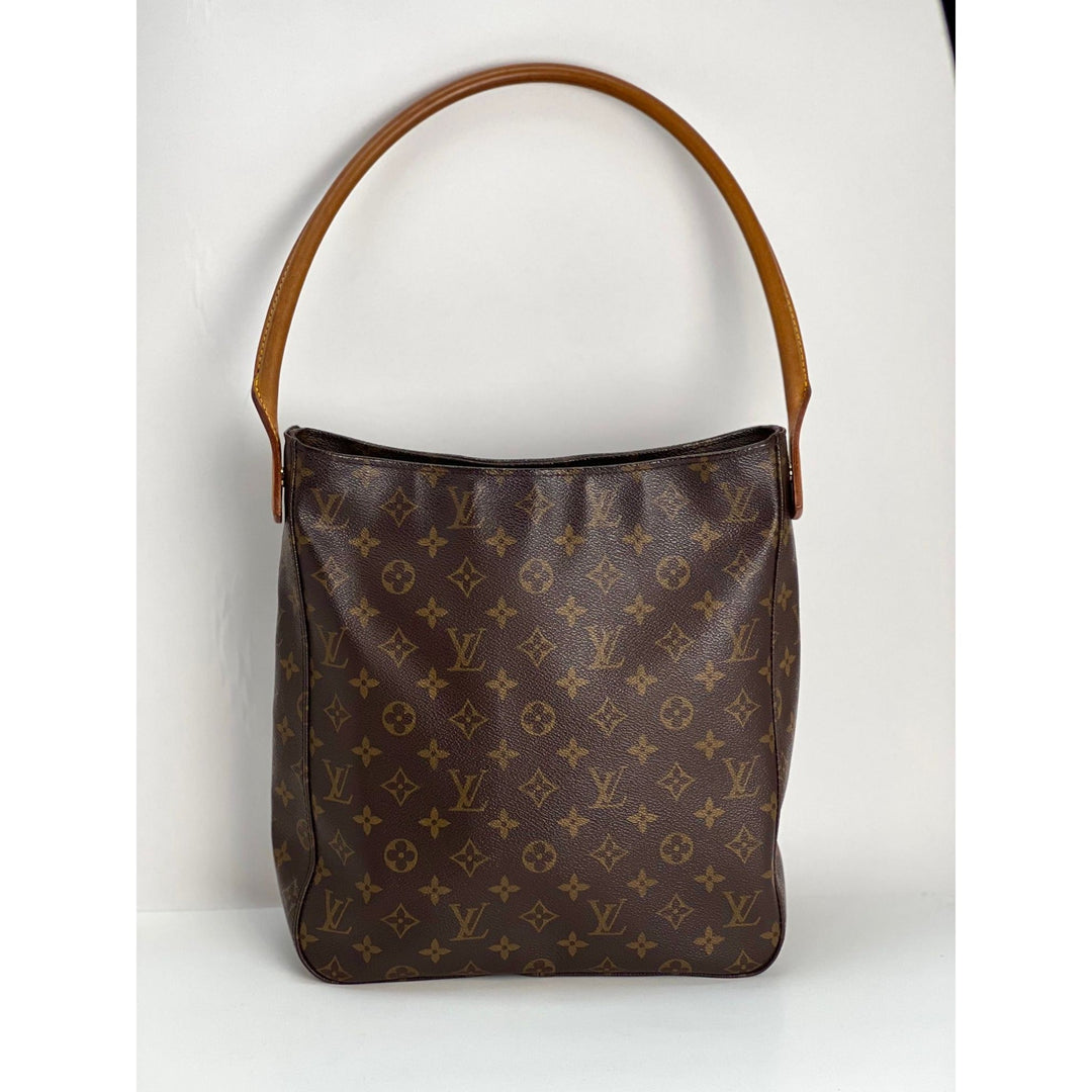 LOUIS VUITTON Looping GM Monogram Shoulder Bag featuring iconic monogram pattern and leather handle.