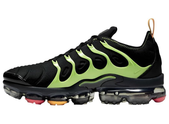 Nike Air VaporMax Plus &