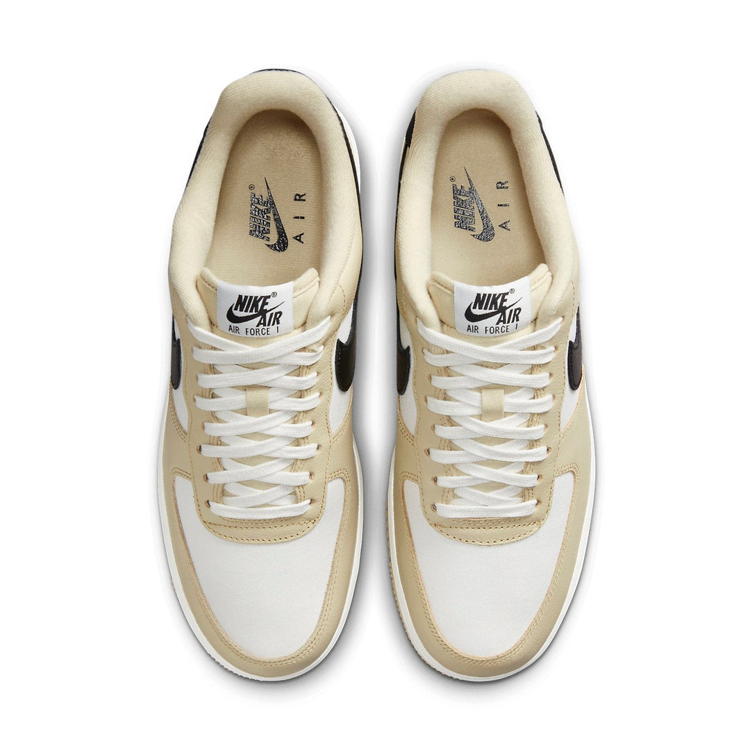 Nike Air Force 1 Low 07 &