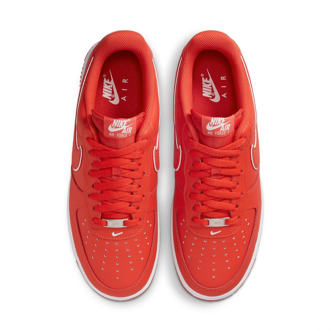 Nike Air Force 1 &
