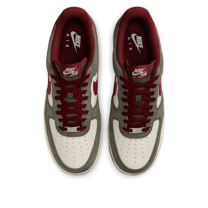 Nike Air Force 1 Low &
