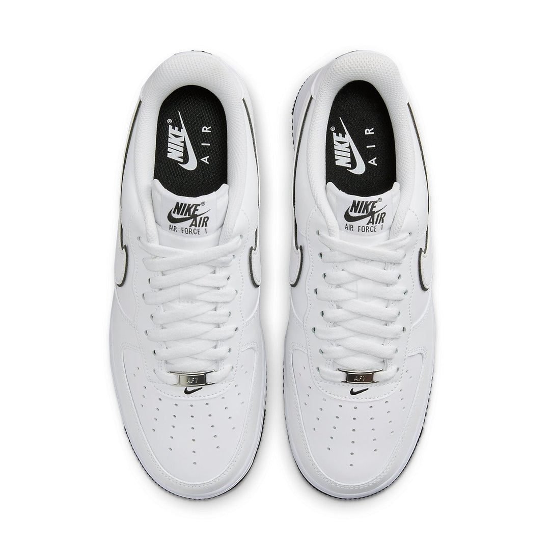 Nike Air Force 1 Low &